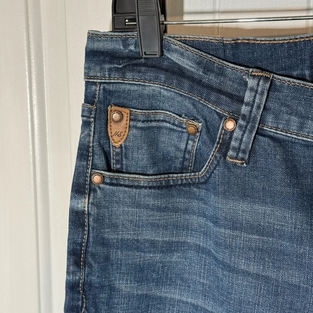 Moon Shine Spirit Blue Straight Leg Jeans with Medium Wash